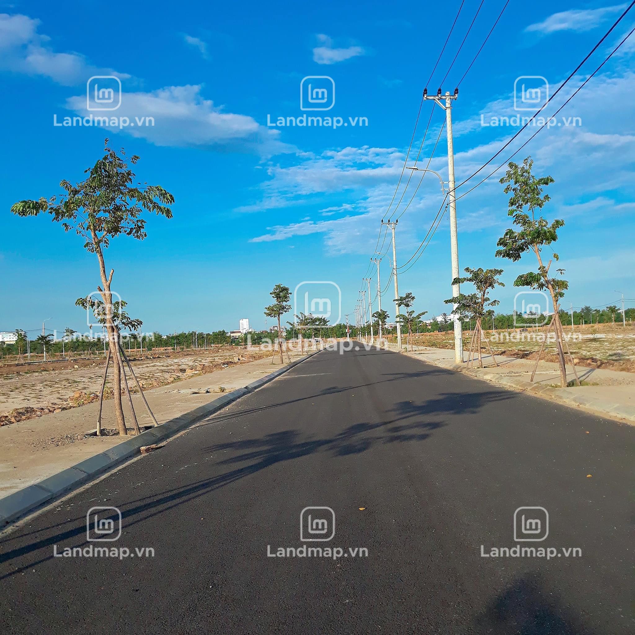 Đất Nền đường 7.5m B2-134 lô Đầm Sen Nam Hòa Xuân