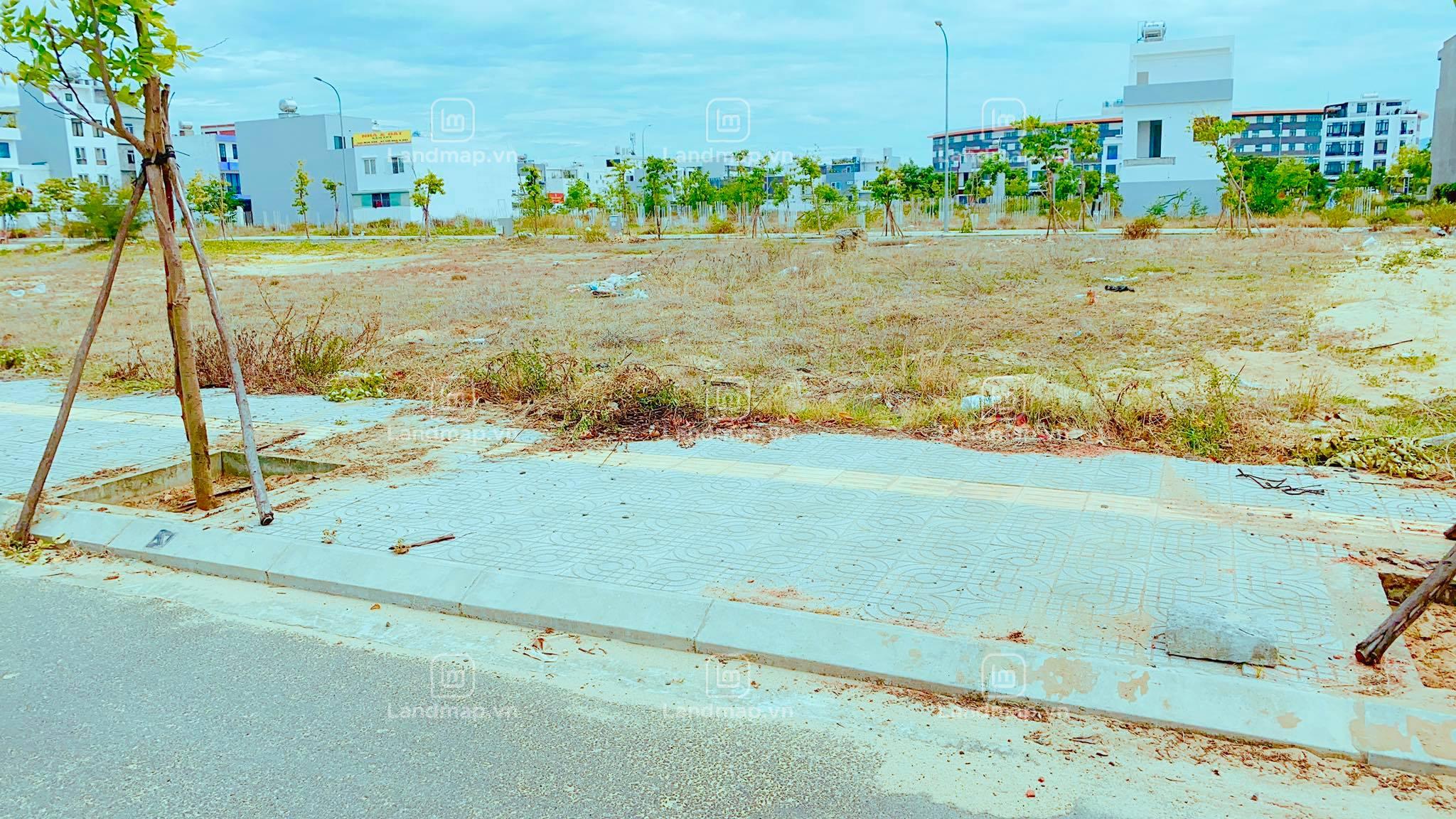 Đất Nền đường 7.5m B2-24fpt lô V5 FPT City