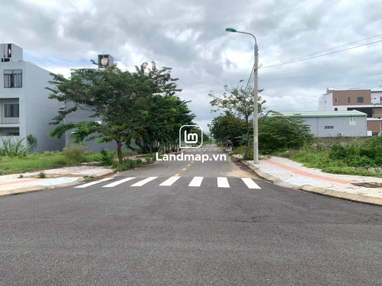 Bán Đất Hai Mặt Tiền Hòa Xuân Mở Rộng Hòa Xuân đường Lê Sỹ B1-122 lô góc