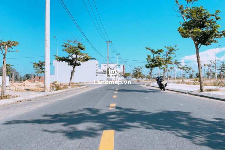 Bán Đất Nền Đầm Sen Nam Hòa Xuân đường 7m5 B2-138 lô 0x