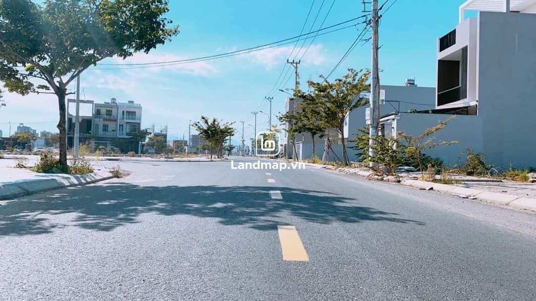 Bán Đất Nền Đầm Sen Nam Hòa Xuân đường 7.5m B2-139 lô